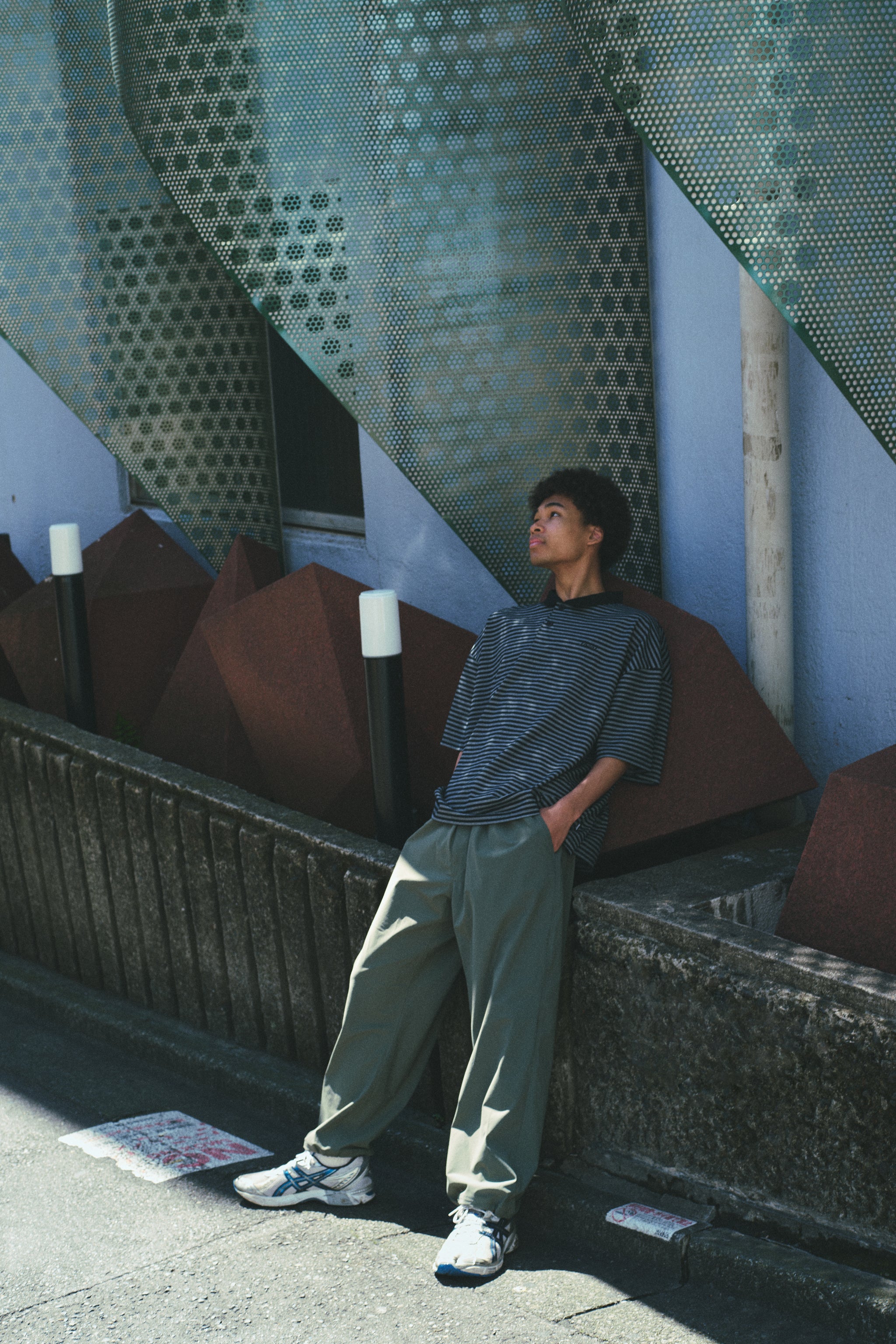 美品 local golf Cool-touch Nylon Wide Easy Stretch Cool-touch Nylon Wide Easy PANTS | Khaki – Local GOLF